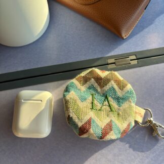 Funda de auriculares bordada y personalizada Mod1