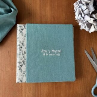 Libro de firmas verde agua flores